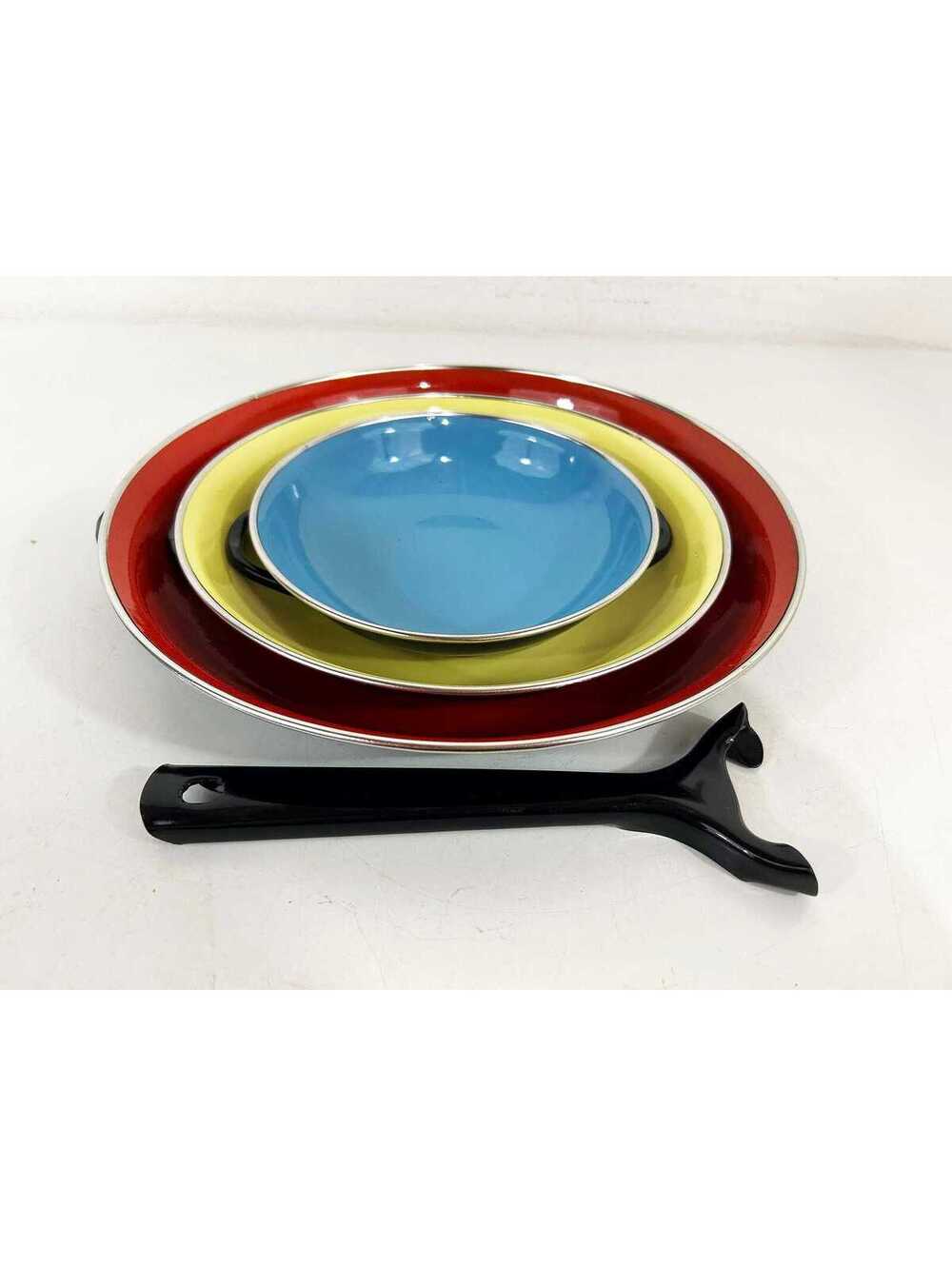 Vintage Enamel Cookware Caravelle Sizzling Servers Set of 3 Saute Pan Celje 70s